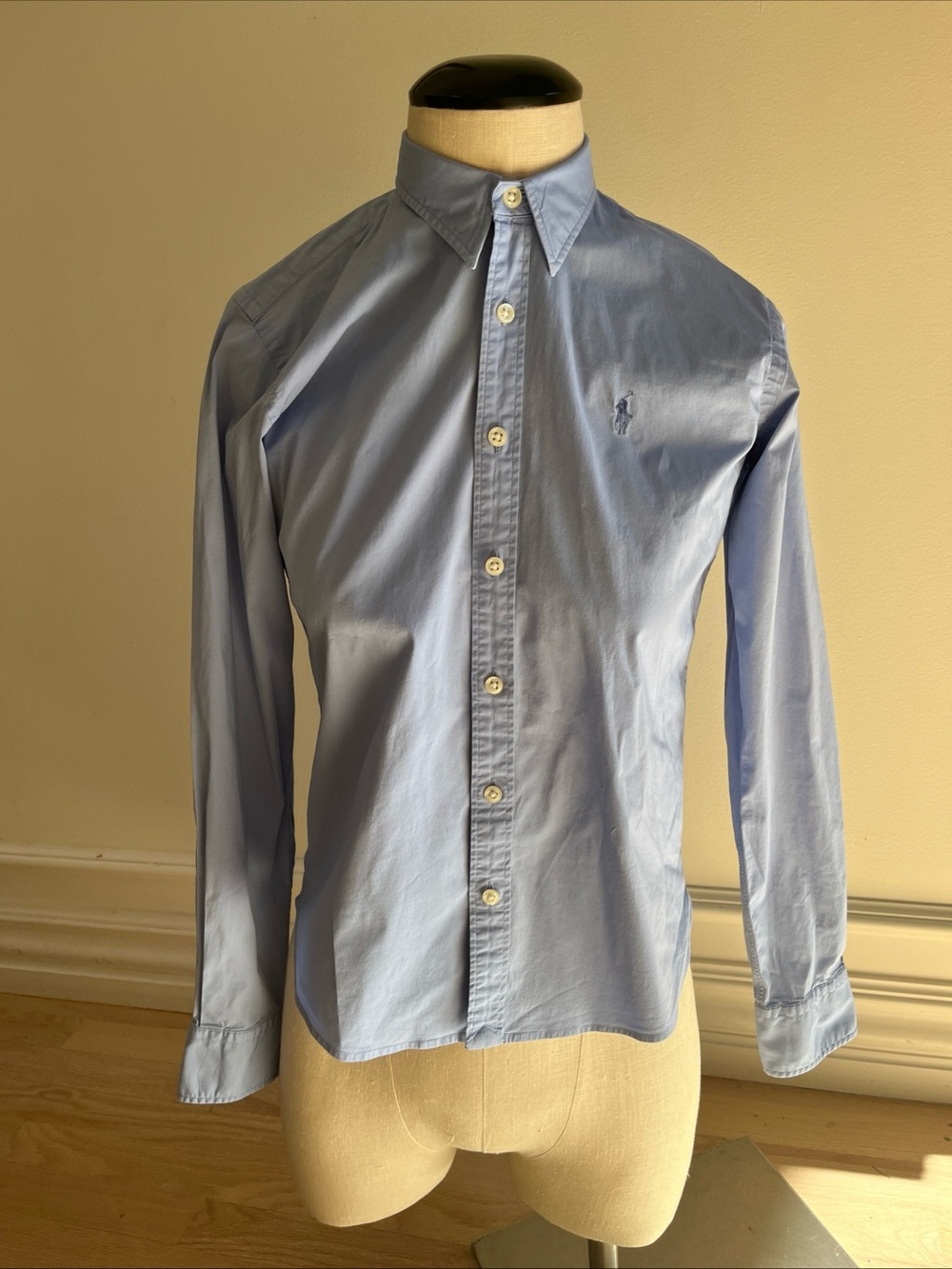 Ralph Lauren Women’s Slim Fit Pale Blue Button-Down Shirt - Picture 1 of 10